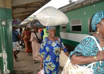 “Osun Easter Mobility Boost: Over 600 Travellers Benefit from Adeleke’s Free Lagos Osogbo Train Service”