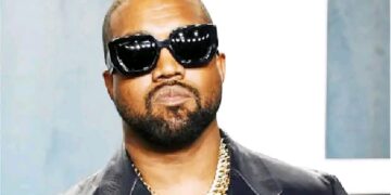 “Kanye West Breaks Silence on Wireless Festival Controversy, Offers Dialogue with Jewish Community Amid Backlash”