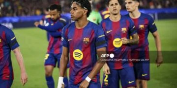 “Barcelona Face Espanyol Derby Selection Dilemma as Hansi Flick Weighs Rotation Ahead of Crucial Atlético Madrid Clash”