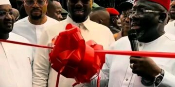 “Pope Leo XIV Begins Landmark African Tour Amid Political Controversy Linked to Trump Remarks”