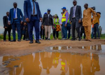Okpebholo Assures Motorists of Relief as Sapele Road Work Progresses