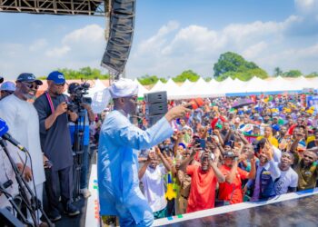 Tinubu’s Reforms Driving Development, Says Okpebholo as Edo Rebuilds Ekpoma Shops, Compensates Fire Victims