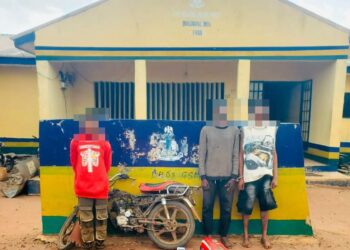 Edo Police Neutralize Suspected Kidnapper, Arrest Three, Rescue Victim in Uhunmwonde