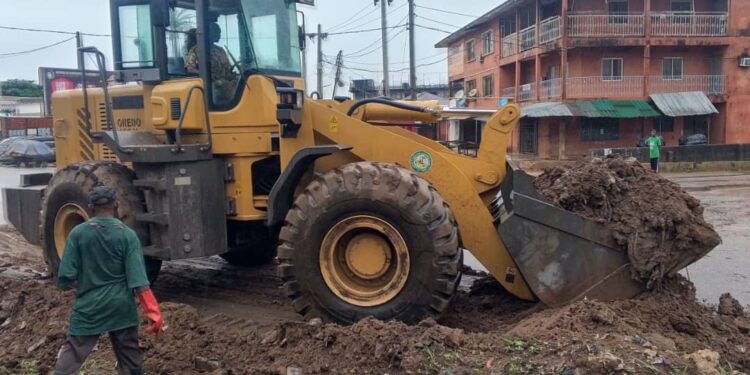 Oredo Environmental Team Defies Rainfall to Sustain Cleanliness Campaign