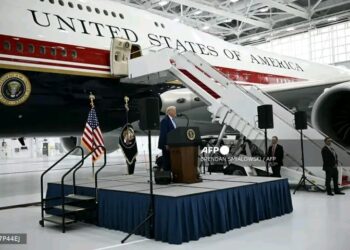 Trump Unveils Qatar-Donated Presidential Jet, Hails It as a ‘Flying White House’