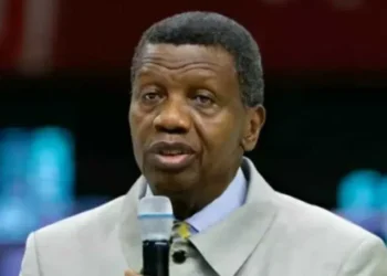 Adeboye to FG: Give Security Chiefs 90 Days to End Terrorism or Sack Them