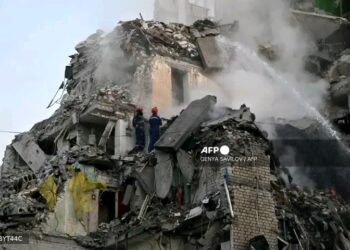 “Russian Overnight Drone Strikes Kill at Least 13 in Ukraine as Kyiv Urges Allies to Strengthen Air Defences”