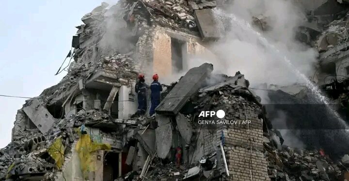 “Russian Overnight Drone Strikes Kill at Least 13 in Ukraine as Kyiv Urges Allies to Strengthen Air Defences”