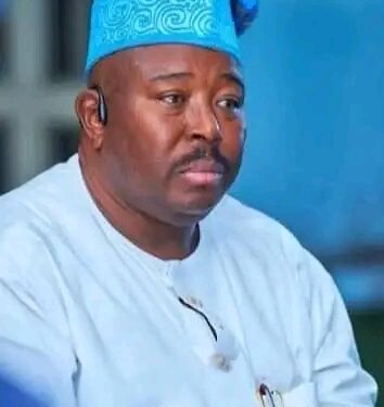 “Oyo APC Governorship Candidate Sharafadeen Alli Donates N25 Million to Victims of Ibadan Bode Market Fire”