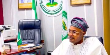 “Ghost Agency Scandal: Resurfaced Video Shows Alleged Agency DG Confronting Gbajabiamila Amid ₦1.3 Billion Controversy”