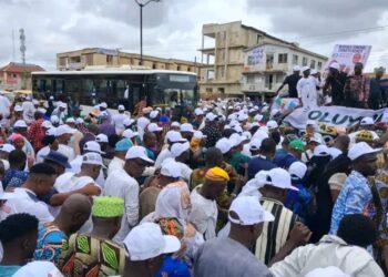 Oyo APC Crisis Deepens as Party Members Protest National Assembly Candidate List, Demand Recognition of Gbolagade.