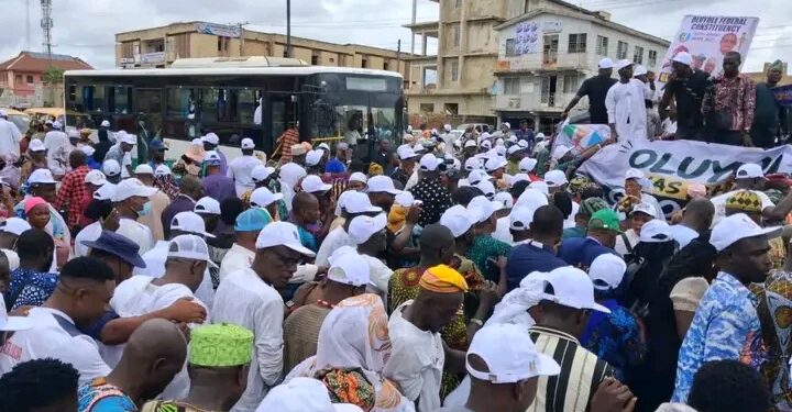 Oyo APC Crisis Deepens as Party Members Protest National Assembly Candidate List, Demand Recognition of Gbolagade.