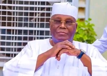 “Atiku Challenges Tinubu Over Federal Audit Service Bill, Issues Seven Day Deadline Amid Accountability Debate”