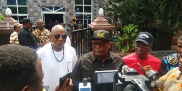 “Senator Akobundu Launches Scholarship Scheme, Awards ₦200,000 to 114 Students to Combat School Dropouts in Abia Central”