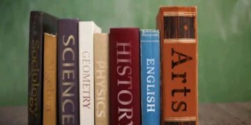 FG Reduces Textbook Assessment Fees, Orders Refunds as Nigeria Advances National Ranking Reform.