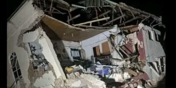 “Three Students Rescued as Student Hostel Collapses Near Federal Polytechnic Oko in Anambra”