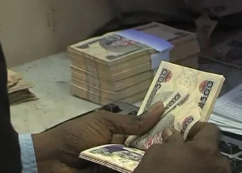 Naira Gains Against Dollar, Appreciates to N1,385/$ in Parallel Market