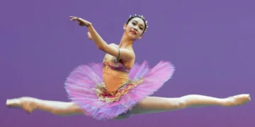 Japanese Dancers Shine at Moscow Ballet Competition with Gold, Silver and Bronze Wins