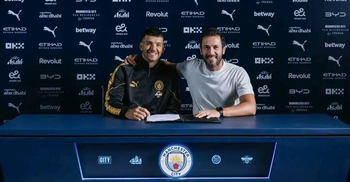 Manchester City Bring Back Gerónimo Rulli From Marseille as Argentina Goalkeeper Signs Two Year Deal.