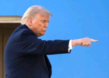 Trump Threatens to Claim Strait of Hormuz as US Territory Amid Deepening Iran Standoff!