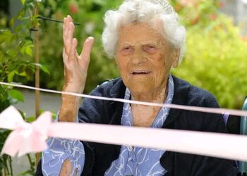 Ethel Caterham Turns 117: World’s Oldest Person Sets New British Longevity Record.