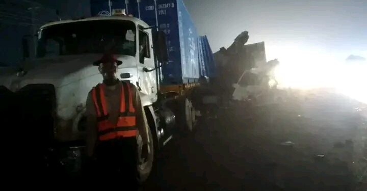 Seven Pipo Don Die, Two pipo wound for Lagos Ibadan Expressway Crash as Speeding Cause Wahala.