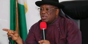 Umahi tell Benin Asaba Road Concessionaire make dem comot for Project as Federal Government dey move to stop di bad traffic jam.