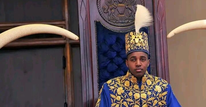 World youngest King wey still dey rule, King Oyo, don die at  34 years.