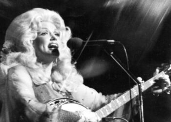 DOLLY PARTON LEAVE BEHIND FOOD, COOKWARE AND COOKBOOK LEGACY