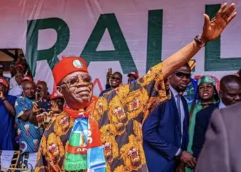 ABUJA — Mrs. Chioma Nweze, Senior Special Assistant to President Bola Tinubu on Community Engagement for the South-East, has called on residents of the zone to massively support the President in the 2027 general election, citing what she described as unprecedented infrastructure development in the region. Nweze made the appeal on Sunday after an inspection tour of ongoing federal road projects in the South-East alongside the Minister of Works, Senator David Umahi. According to Nweze, the scale of road construction and rehabilitation currently ongoing in the region under the Tinubu administration is the most extensive in Nigeria’s history. “This is unprecedented in the annals of the country, as the President has demonstrated unbridled love and affection for the people of the zone,” she said. She pointed to several key projects, including the construction of a new superhighway that traverses multiple states, with a major section passing through Ebonyi. Nweze described the superhighway as a “transformative initiative” that will boost trade, ease transportation, and connect communities across the South-East and beyond. “The project will facilitate movement of goods and people, strengthen economic ties, and open up new opportunities for businesses in the region,” she said. The presidential aide also commended Senator Umahi for what she called his hands-on supervision of federal projects nationwide. “You are greatly repaying the confidence reposed in you by the President when he entrusted this responsibility to you,” Nweze told the Works Minister during the inspection. She specifically praised ongoing work on the *Ndibe Bridge* and other strategic federal highways in the South-East. Nweze recalled the poor state of the *Afikpo-Okigwe Federal Highway* in previous years, saying it was once both deplorable and insecure. “I remember we prayed fervently whenever family members travelled that road because of its condition and vulnerability,” she said. “But the story has changed today, as you have deployed your engineering ingenuity to make travel on the road seamless.” Nweze said the infrastructure gains should translate into political support for President Tinubu in 2027. “President Tinubu, therefore, deserves to be voted for massively by the region in appreciation and to sustain this unrivalled development,” she stated. She argued that the South-East “cannot wish for a better leader at the helm” at a time when federal projects are visibly impacting daily life. Beyond roads, Nweze urged South-East students to take advantage of the *Nigerian Education Loan Fund, NELFUND*, which she said was designed to reduce financial barriers to higher education. “NELFUND ensures that more students from the South-East have access to quality education. Government programmes like this should be embraced,” she said. She noted that education, like infrastructure, is central to the administration’s plan to give young people in the region more opportunities. The tour and Nweze’s remarks come as political mobilisation ahead of 2027 begins to gather pace. For the Tinubu administration, delivering visible projects in the South-East is seen as key to broadening its support base beyond its traditional strongholds. The superhighway, Ndibe Bridge, and rehabilitated federal roads are being positioned as evidence that the government is addressing long-standing complaints about federal presence in the zone. Analysts say infrastructure has become the main argument the presidency is using to engage the South-East electorate — alongside security and economic programmes. While Nweze’s comments were welcomed by some APC stakeholders in the South-East, reactions across the region remain mixed. Supporters say the pace of road works under Umahi is noticeable and long overdue. Critics argue that more needs to be done on security, job creation, and inclusion in federal appointments. “When you see the level of work on these roads and bridges, you cannot deny that something is happening,” she said. “The people should reward that commitment with their votes.” With two years to the next general election, the Tinubu administration appears set to use infrastructure delivery as a key campaign tool in the South-East. For Nweze, the message is simple: the projects are real, the impact is being felt, and continuity is needed to finish the work. “The superhighway, the bridges, the highways — these are not just roads. They are lifelines for our economy and our people,” she said. ABUJA — Mrs. Chioma Nweze, Senior Special Assistant to President Bola Tinubu on Community Engagement for the South-East, has called on residents of the zone to massively support the President in the 2027 general election, citing what she described as unprecedented infrastructure development in the region. Nweze made the appeal on Sunday after an inspection tour of ongoing federal road projects in the South-East alongside the Minister of Works, Senator David Umahi. According to Nweze, the scale of road construction and rehabilitation currently ongoing in the region under the Tinubu administration is the most extensive in Nigeria’s history. “This is unprecedented in the annals of the country, as the President has demonstrated unbridled love and affection for the people of the zone,” she said. She pointed to several key projects, including the construction of a new superhighway that traverses multiple states, with a major section passing through Ebonyi. Nweze described the superhighway as a “transformative initiative” that will boost trade, ease transportation, and connect communities across the South-East and beyond. “The project will facilitate movement of goods and people, strengthen economic ties, and open up new opportunities for businesses in the region,” she said. The presidential aide also commended Senator Umahi for what she called his hands-on supervision of federal projects nationwide. “You are greatly repaying the confidence reposed in you by the President when he entrusted this responsibility to you,” Nweze told the Works Minister during the inspection. She specifically praised ongoing work on the *Ndibe Bridge* and other strategic federal highways in the South-East. Nweze recalled the poor state of the *Afikpo-Okigwe Federal Highway* in previous years, saying it was once both deplorable and insecure. “I remember we prayed fervently whenever family members travelled that road because of its condition and vulnerability,” she said. “But the story has changed today, as you have deployed your engineering ingenuity to make travel on the road seamless.” Nweze said the infrastructure gains should translate into political support for President Tinubu in 2027. “President Tinubu, therefore, deserves to be voted for massively by the region in appreciation and to sustain this unrivalled development,” she stated. She argued that the South-East “cannot wish for a better leader at the helm” at a time when federal projects are visibly impacting daily life. Beyond roads, Nweze urged South-East students to take advantage of the *Nigerian Education Loan Fund, NELFUND*, which she said was designed to reduce financial barriers to higher education. “NELFUND ensures that more students from the South-East have access to quality education. Government programmes like this should be embraced,” she said. She noted that education, like infrastructure, is central to the administration’s plan to give young people in the region more opportunities. The tour and Nweze’s remarks come as political mobilisation ahead of 2027 begins to gather pace. For the Tinubu administration, delivering visible projects in the South-East is seen as key to broadening its support base beyond its traditional strongholds. The superhighway, Ndibe Bridge, and rehabilitated federal roads are being positioned as evidence that the government is addressing long-standing complaints about federal presence in the zone. Analysts say infrastructure has become the main argument the presidency is using to engage the South-East electorate — alongside security and economic programmes. While Nweze’s comments were welcomed by some APC stakeholders in the South-East, reactions across the region remain mixed. Supporters say the pace of road works under Umahi is noticeable and long overdue. Critics argue that more needs to be done on security, job creation, and inclusion in federal appointments. “When you see the level of work on these roads and bridges, you cannot deny that something is happening,” she said. “The people should reward that commitment with their votes.” With two years to the next general election, the Tinubu administration appears set to use infrastructure delivery as a key campaign tool in the South-East. For Nweze, the message is simple: the projects are real, the impact is being felt, and continuity is needed to finish the work. “The superhighway, the bridges, the highways — these are not just roads. They are lifelines for our economy and our people,” she said. ABUJA — Mrs. Chioma Nweze, Senior Special Assistant to President Bola Tinubu on Community Engagement for the South-East, has called on residents of the zone to massively support the President in the 2027 general election, citing what she described as unprecedented infrastructure development in the region. Nweze made the appeal on Sunday after an inspection tour of ongoing federal road projects in the South-East alongside the Minister of Works, Senator David Umahi. According to Nweze, the scale of road construction and rehabilitation currently ongoing in the region under the Tinubu administration is the most extensive in Nigeria’s history. “This is unprecedented in the annals of the country, as the President has demonstrated unbridled love and affection for the people of the zone,” she said. She pointed to several key projects, including the construction of a new superhighway that traverses multiple states, with a major section passing through Ebonyi. Nweze described the superhighway as a “transformative initiative” that will boost trade, ease transportation, and connect communities across the South-East and beyond. “The project will facilitate movement of goods and people, strengthen economic ties, and open up new opportunities for businesses in the region,” she said. The presidential aide also commended Senator Umahi for what she called his hands-on supervision of federal projects nationwide. “You are greatly repaying the confidence reposed in you by the President when he entrusted this responsibility to you,” Nweze told the Works Minister during the inspection. She specifically praised ongoing work on the *Ndibe Bridge* and other strategic federal highways in the South-East. Nweze recalled the poor state of the *Afikpo-Okigwe Federal Highway* in previous years, saying it was once both deplorable and insecure. “I remember we prayed fervently whenever family members travelled that road because of its condition and vulnerability,” she said. “But the story has changed today, as you have deployed your engineering ingenuity to make travel on the road seamless.” Nweze said the infrastructure gains should translate into political support for President Tinubu in 2027. “President Tinubu, therefore, deserves to be voted for massively by the region in appreciation and to sustain this unrivalled development,” she stated. She argued that the South-East “cannot wish for a better leader at the helm” at a time when federal projects are visibly impacting daily life. Beyond roads, Nweze urged South-East students to take advantage of the *Nigerian Education Loan Fund, NELFUND*, which she said was designed to reduce financial barriers to higher education. “NELFUND ensures that more students from the South-East have access to quality education. Government programmes like this should be embraced,” she said. She noted that education, like infrastructure, is central to the administration’s plan to give young people in the region more opportunities. The tour and Nweze’s remarks come as political mobilisation ahead of 2027 begins to gather pace. For the Tinubu administration, delivering visible projects in the South-East is seen as key to broadening its support base beyond its traditional strongholds. The superhighway, Ndibe Bridge, and rehabilitated federal roads are being positioned as evidence that the government is addressing long-standing complaints about federal presence in the zone. Analysts say infrastructure has become the main argument the presidency is using to engage the South-East electorate — alongside security and economic programmes. While Nweze’s comments were welcomed by some APC stakeholders in the South-East, reactions across the region remain mixed. Supporters say the pace of road works under Umahi is noticeable and long overdue. Critics argue that more needs to be done on security, job creation, and inclusion in federal appointments. “When you see the level of work on these roads and bridges, you cannot deny that something is happening,” she said. “The people should reward that commitment with their votes.” With two years to the next general election, the Tinubu administration appears set to use infrastructure delivery as a key campaign tool in the South-East. For Nweze, the message is simple: the projects are real, the impact is being felt, and continuity is needed to finish the work. “The superhighway, the bridges, the highways — these are not just roads. They are lifelines for our economy and our people,” she said.