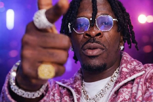 I’M STILL HIM PAPA SHATTA WALE OPEN UP ABOUT HIM 8-YEAR-OLD SON WEY DEY LIVE FOR LONDON
