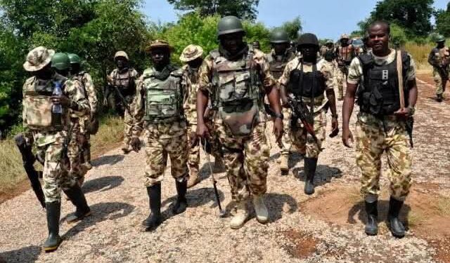 Nigerian Army Reinforces Kebbe, Vows to Flush Out Lakurawa Terrorists