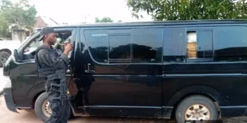 navy and army intercept 8,500 litres for suspected mago mago fuel for imo state, arrest three