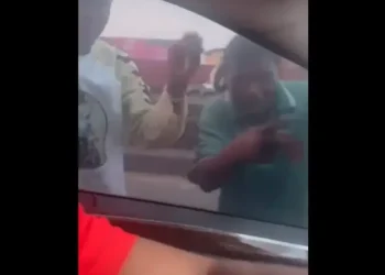 Lagos Police Arrest 6 After Viral Video Shows Miscreants Harassing Motorists