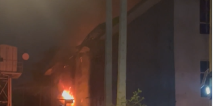 FIRE DON BURN ONE BUILDING MATERIAL MARKET FOR ABUJA.