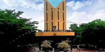 ABSU Don comot Prof Nnamdi Nwaeze Suspension After ASUU beg.