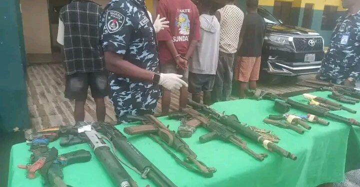 Abia police don catch padi man plus three oda people for try sell 16 month old pikin