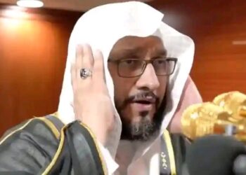 Sheikh Ibrahim Al-Madani Don Die Hours Afta E Make Final Fajr Adhan for Makkah Grand Mosque!