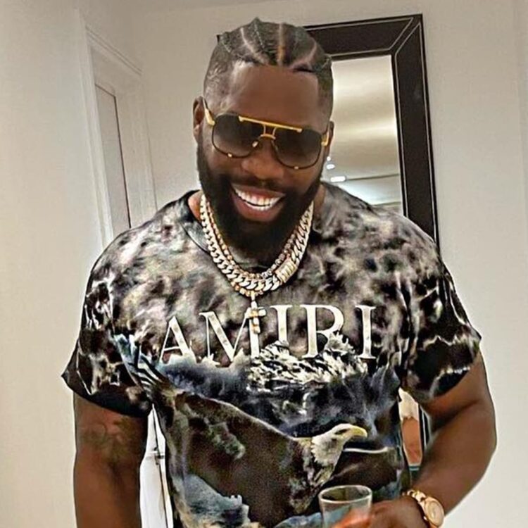 INFLUENCER IGHO “TINY” UBIRIBO DON DIE AFTER E DO COSMETIC PENIS ENLARGEMENT PROCEDURE FOR THAILAND.