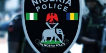 Rivers polis don catch one suspected kidnapper, dem carry gun and motor comot.
