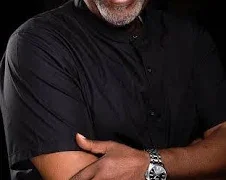 Veteran actor Olu Jacobs don kpai for 84 years old.