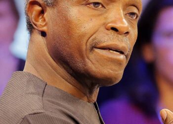 Osinbajo Don Raise Alarm Ontop Dangerous Chemicals Weh Some People Use for Fruits.