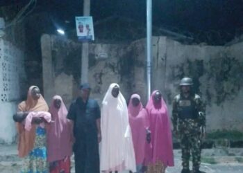 Nigerian Army Rescues Mother, Infant and Three Other Abducted Females in Katsina Forest Operation.