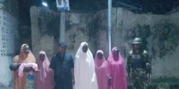 Nigerian Army Rescues Mother, Infant and Three Other Abducted Females in Katsina Forest Operation.