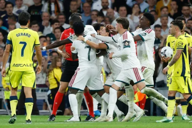 Vinicius Apologises After Hair-Pull Red Card as El Clasico Absence Looms
