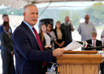 Tennessee Prison Chief Frank Strada Resigns After Failed Christa Pike Execution as Tennessee Halts Death Penalty Attempts.