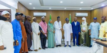 Gov Okpebholo Receives Outstanding Leadership, Muslim Inclusion Award.