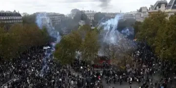 France Rocked by Violent Protests as Rising Living Costs Fuel Nationwide Unrest.