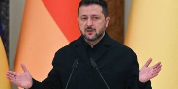 Zelenskyy Heads to London as UK Accelerates Military Support for Ukraine Amid Russian Attacks.