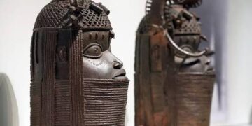 Netherlands Returns Looted Benin Artefact to Oba Ewuare II, 129 Years After 1897 British Invasion.
